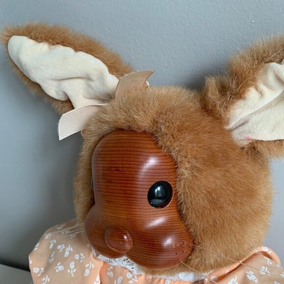 Robert Raikes Aunt Marylou Bunny Rabbit Doll COA Box - Picture 3 of 7